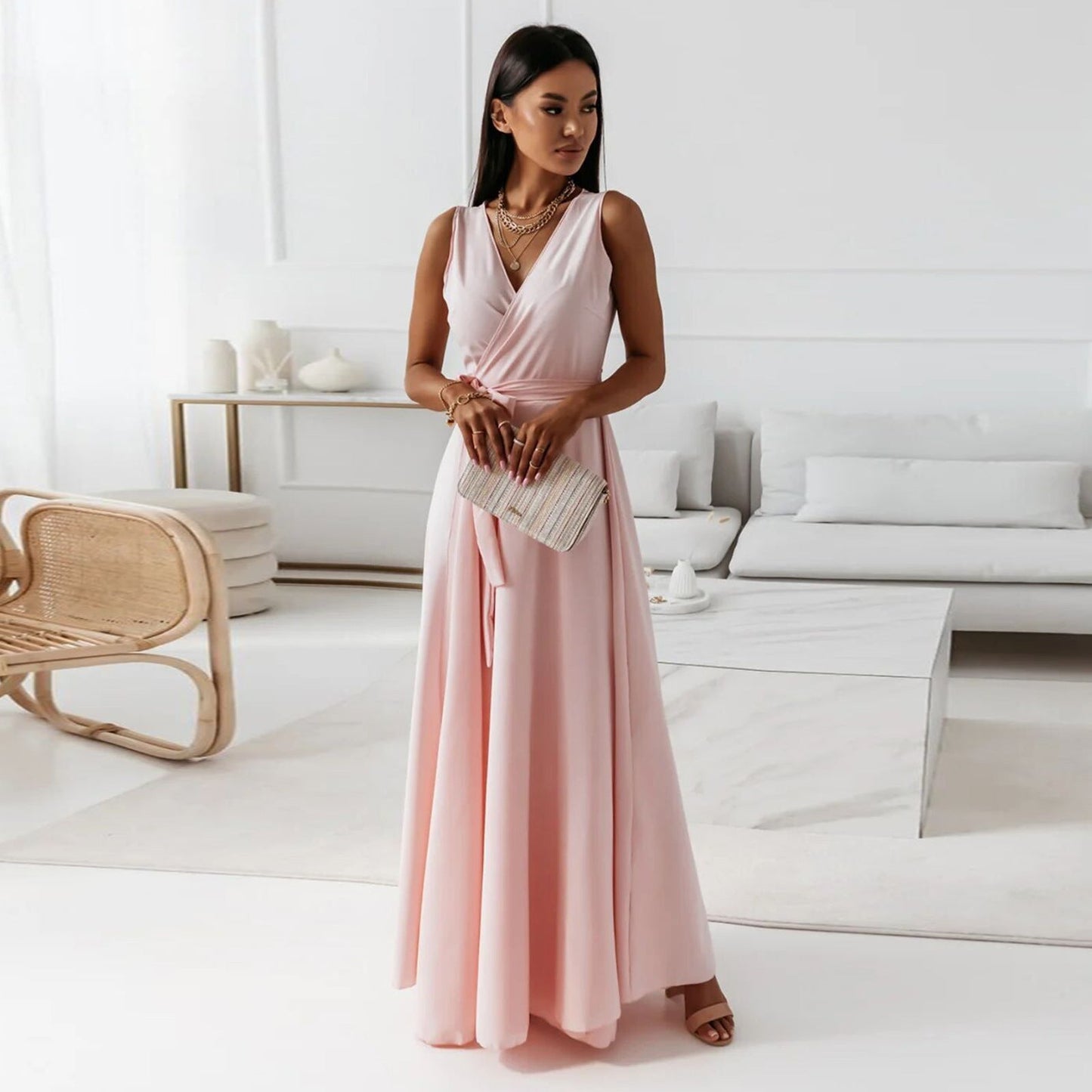 Robe Maxi Élégante Ceinture V